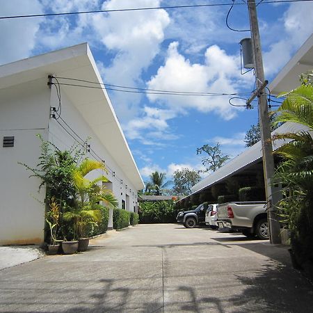 Pine Home Krabi town Buitenkant foto